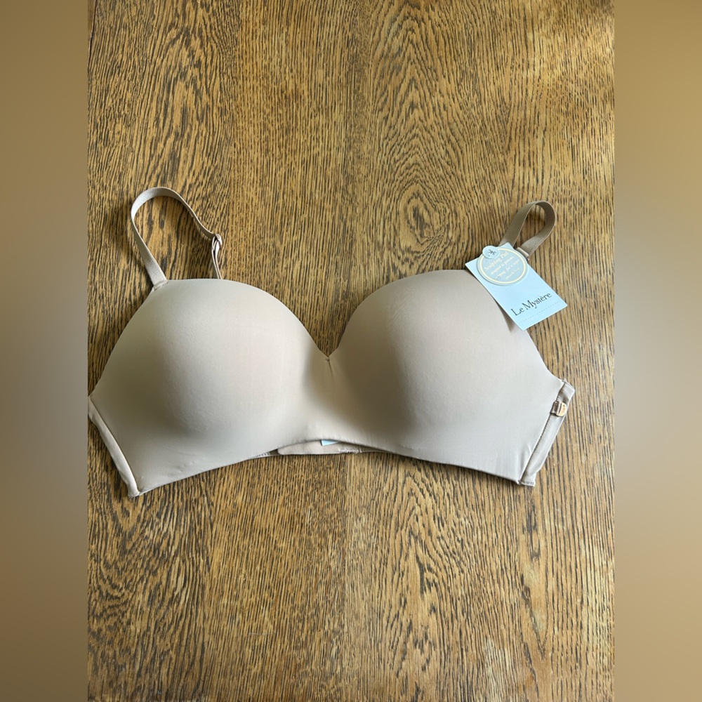 BNWT LeMystere Bra 34C signature comfort wireless